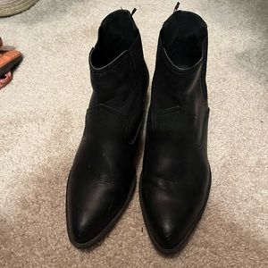 H&M black winter boots! ❤️